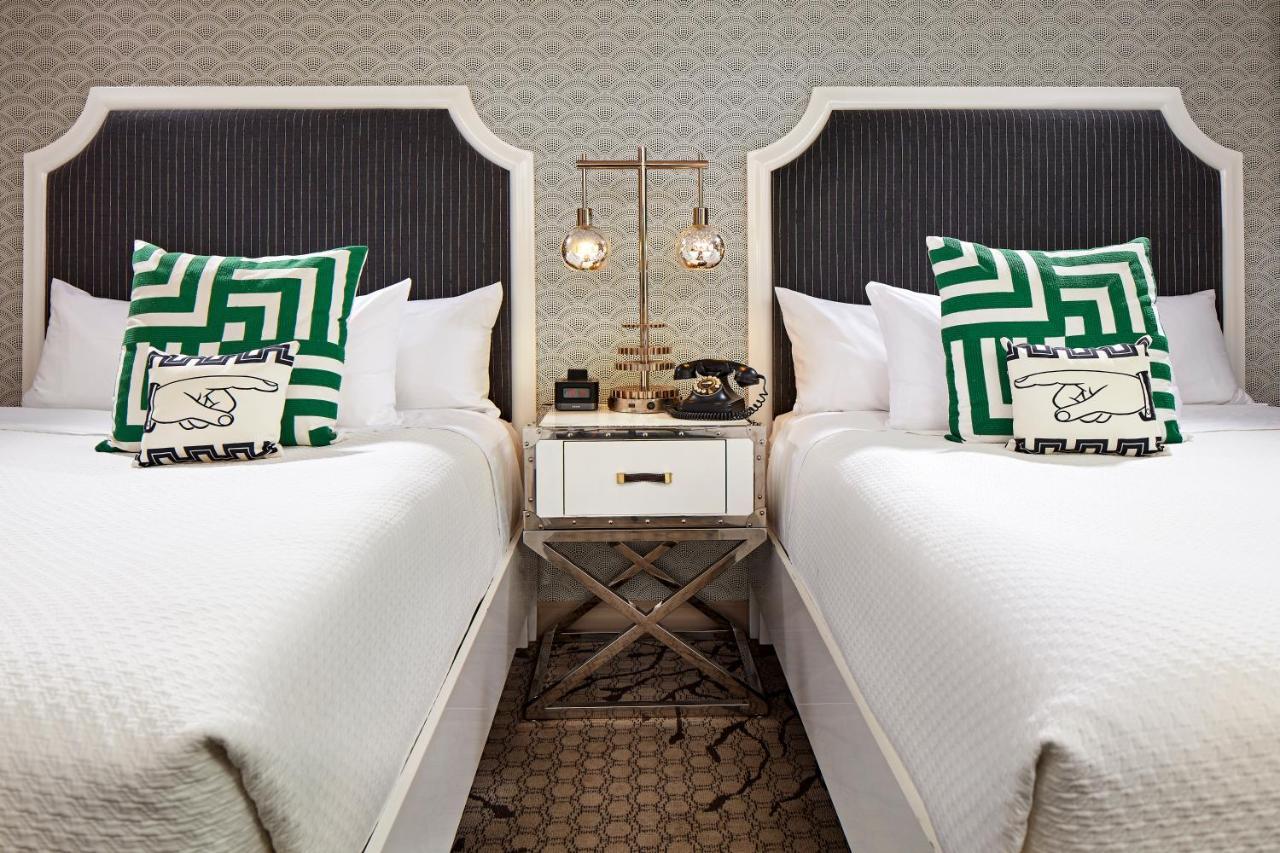 Carlyle Hotel 3*