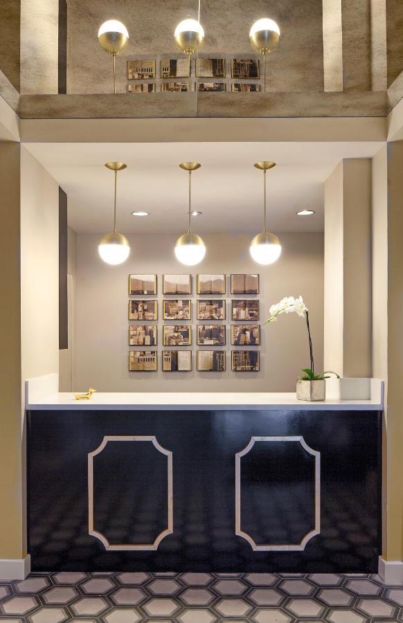 Carlyle Hotel